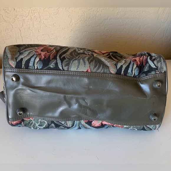 Vintage Jordache Floral Tapestry Weekender Bag - Picture 7 of 9